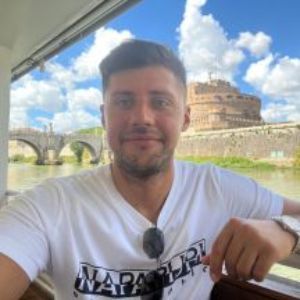 Roman Holod's profile picture