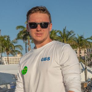 Joshua Toth's profile picture