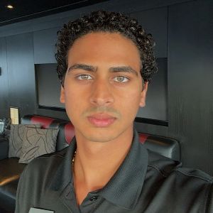 Dev Sagre's profile picture